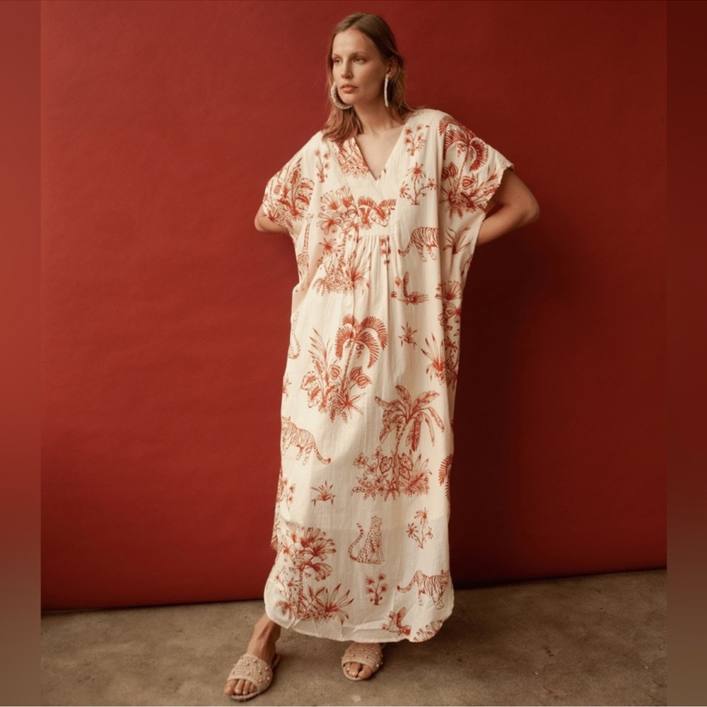 Zola Kaftan Guadalupe BEST SELLER
$189.00 USD, NWT, L
$159 $189